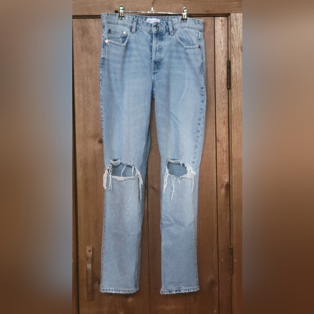 Zara Light Blue Button-Fly Jeans